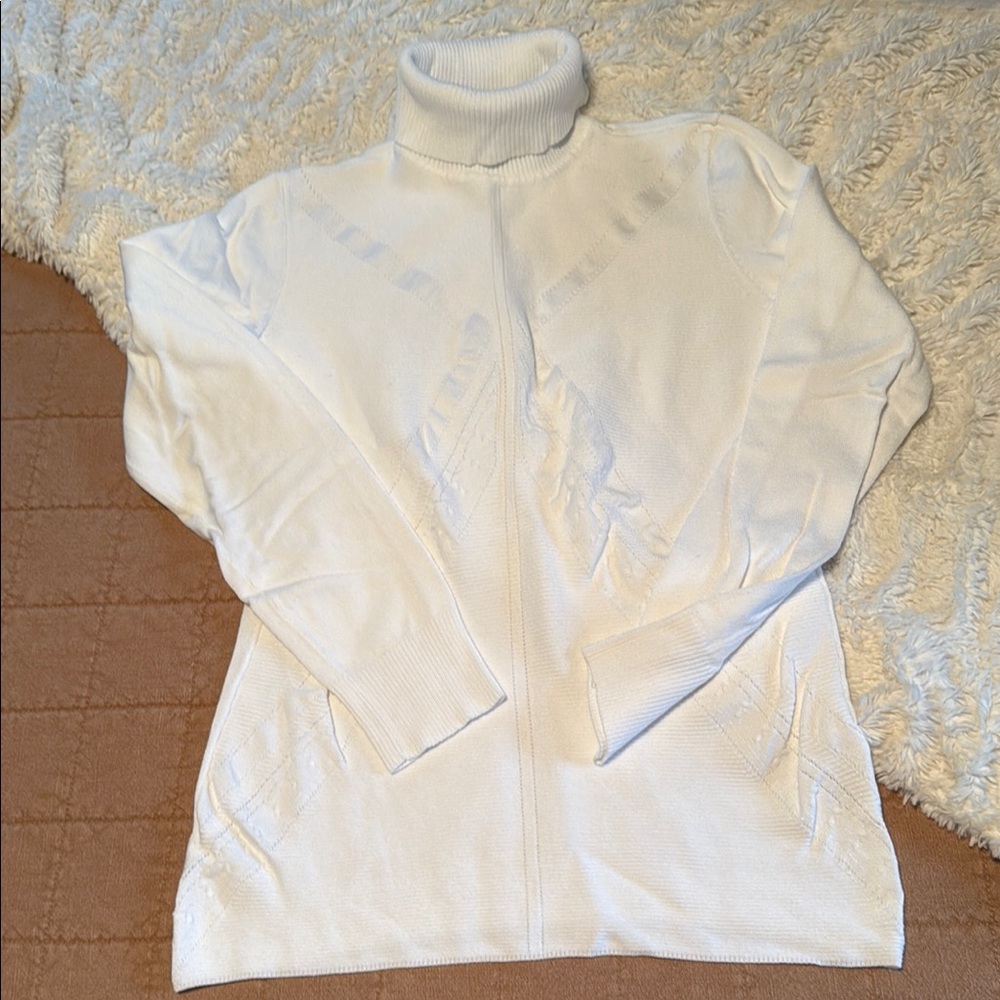 Women's White Turtleneck Sweater